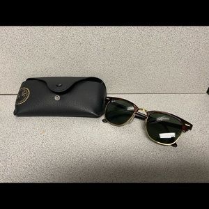 Ray Ban Clubmaster Classic Sunglasses